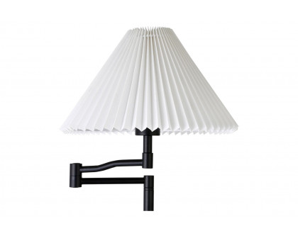 Moe's - Fora Floor Lamp in Black