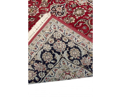 Pasargad - Isfahan Collection Hand-Knotted Silk and Wool Area Rug 60'' x 92'' (032033)