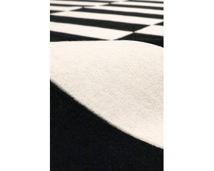 Pasargad Rodeo Collection Hand-Tufted Bamboo Silk/Wool Area Rug - White/Black, 93" x 117" (PCC-04 8X10)