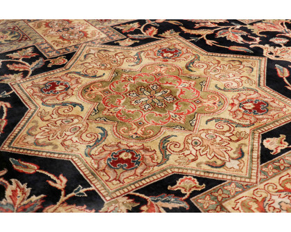 Pasargad - Agra Collection Hand-Knotted Lamb's Wool Area Rug 110'' x 146'' (PHB-2 9X12)