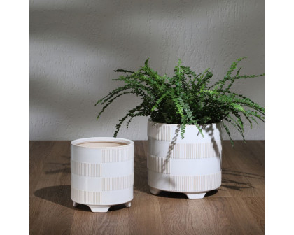 Sagebrook - 6"/8" Ceramic Textured Footed Planters (Set Of 2) in Beige