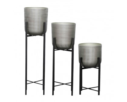 Sagebrook Metal Planters On Stand (Set Of 3)