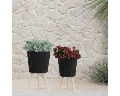 Sagebrook 10"/12" Ridged Planters With Wood Legs (Set Of 2) - Black (kd)