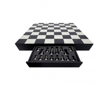 Sagebrook - 32"x32" Resin Chess Set in Black/White