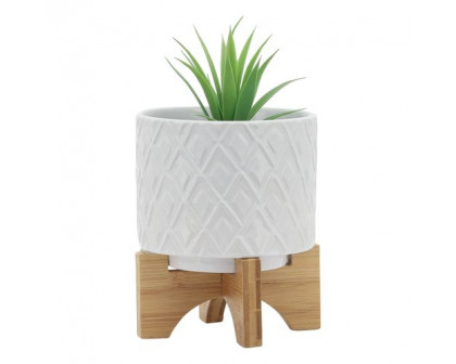 Sagebrook 5" Diamond Planter With Stand - White