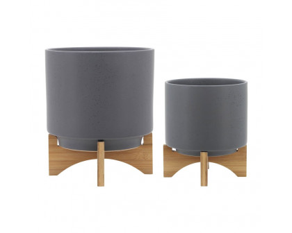 Sagebrook 8"/10" Planters With Wood Stand (Set Of 2) - Matte Gray