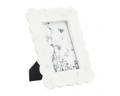 Sagebrook - 4"x6" Marble Ribbon Crimp Photo Frame in White