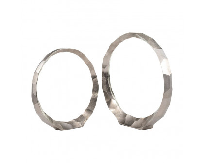 Sagebrook 14"/17" Metal Hammered Decorative Rings (Set Of 2) - Silver