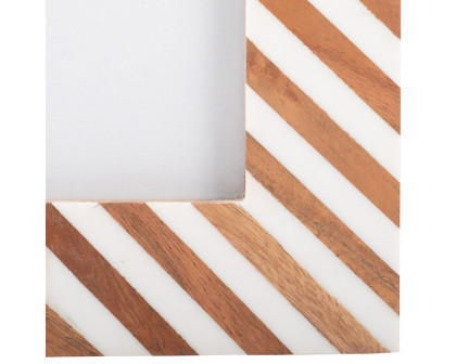 Sagebrook - 4"x6" Resin Herringbone Lines Photo Frame in White/Wood