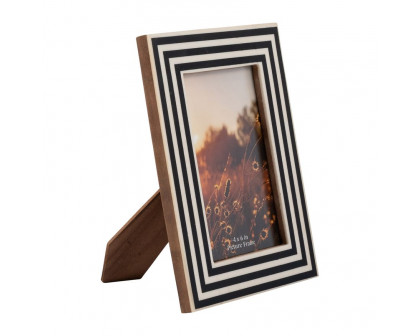 Sagebrook 4"x6" Resin Dimensional Lines Photo Frame - Black/White