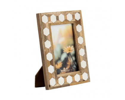 Sagebrook 4"x6" Wood/Resin Hexagon Frame - White