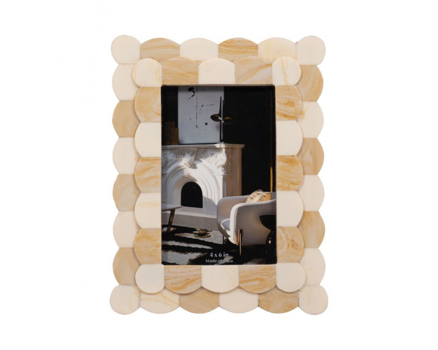 Sagebrook 4"x6" Resin 2-tone Scalloped Photo Frame