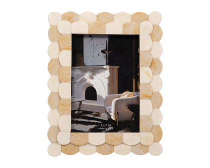 Sagebrook 4"x6" Resin 2-tone Scalloped Photo Frame