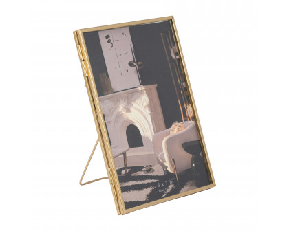 Sagebrook 5"x7" Metal Floating Photo Frame - Gold