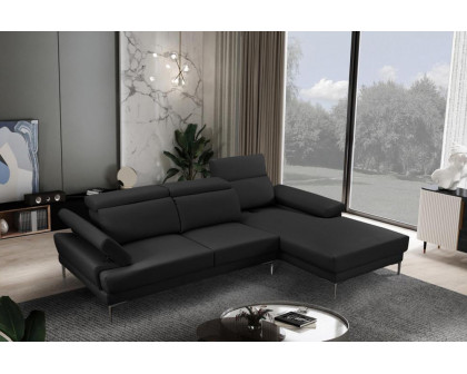 Stanza™ Kim Right Facing Sectional - Black