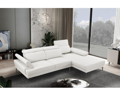 Stanza™ Kim Right Facing Sectional - White