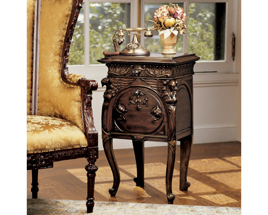 Toscano - Falconcrest Occasional Side Table in Mahogany