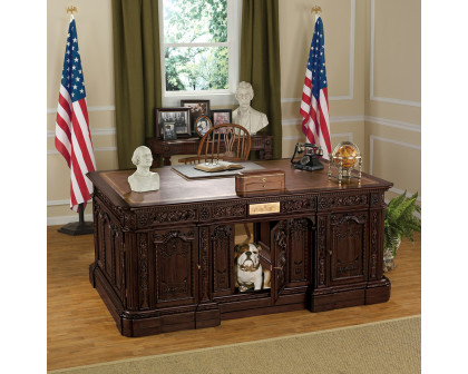 Toscano - Oval Office Presidents H.M.S. Resolute Desk in Walnut, Mahogany