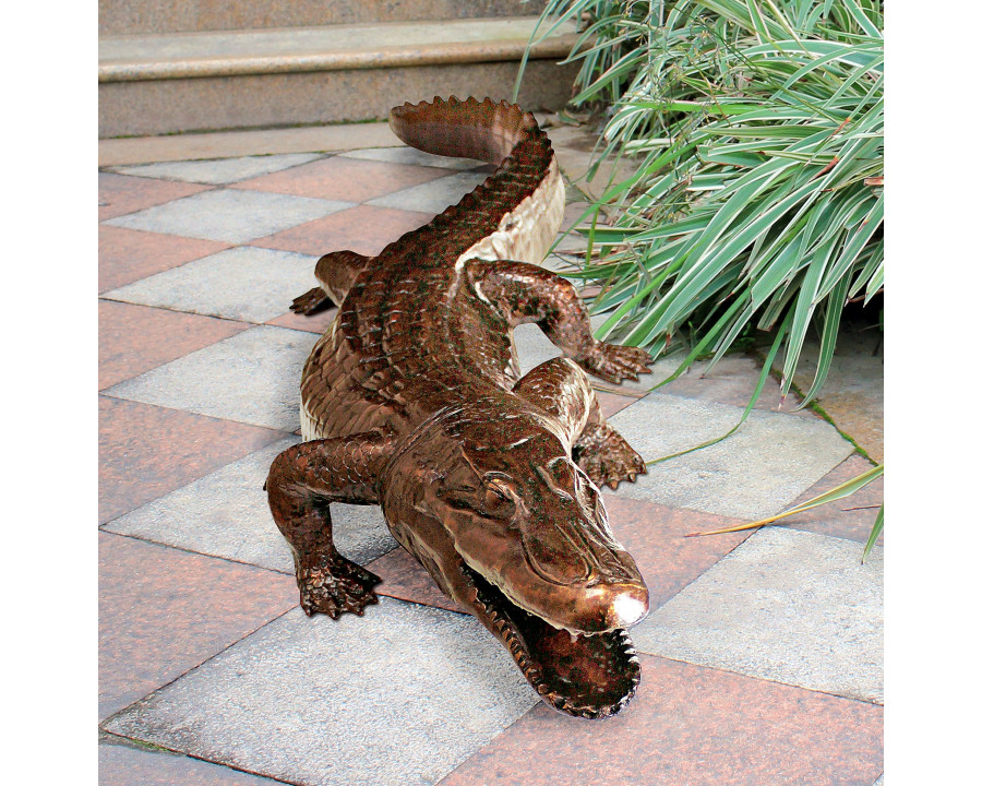 Toscano Prowling Garden Statue - Alligator