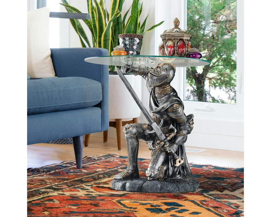 Toscano - Battle-Worthy Gothic Knight Sculptural Table in Pewter, Designer Resin