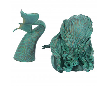 Toscano - Meara the Mermaid Sculptural Garden Swimmer