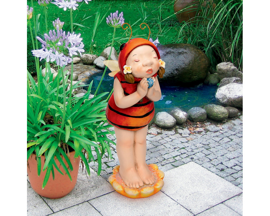 Toscano - Sarah the Lady Bug Fairy Garden Helper Statue