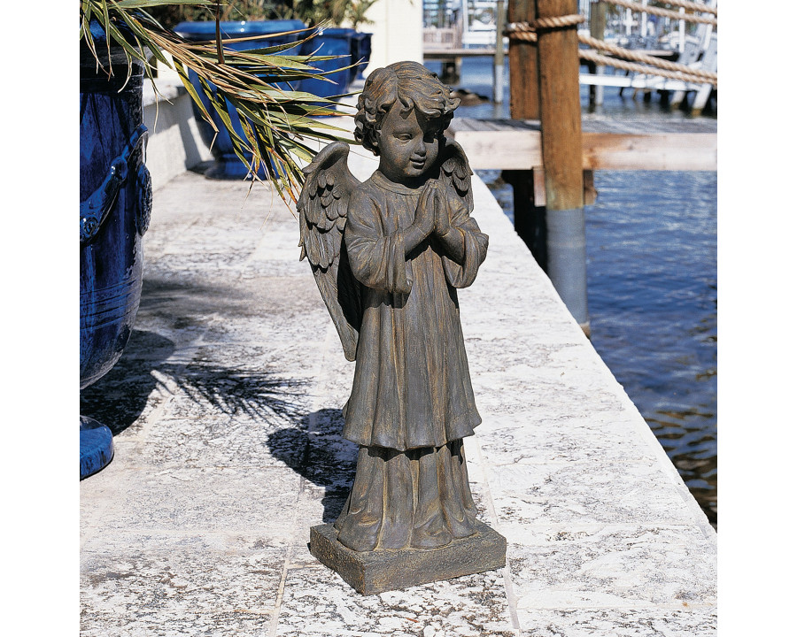 Toscano - The Angel Message Garden Statue