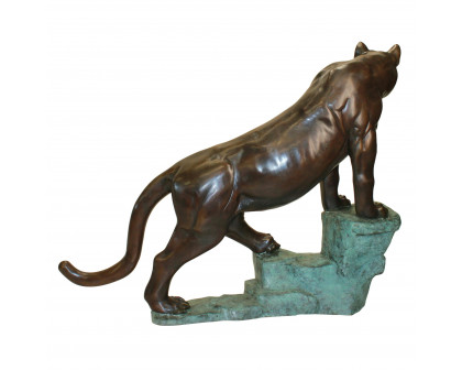 Toscano - Cougar on a Rock Garden Statue