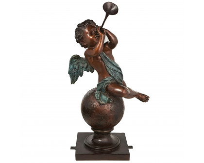 Toscano - Baby Gabriel Sounding Heaven’s Trumpet Garden Angel Statue