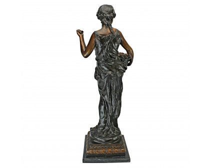 Toscano - Goddess of Nature Garden Statue