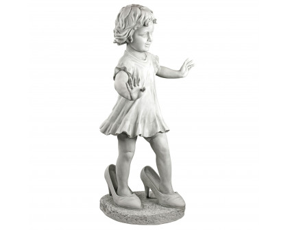 Toscano - Hillary in Heels Garden Girl Statue