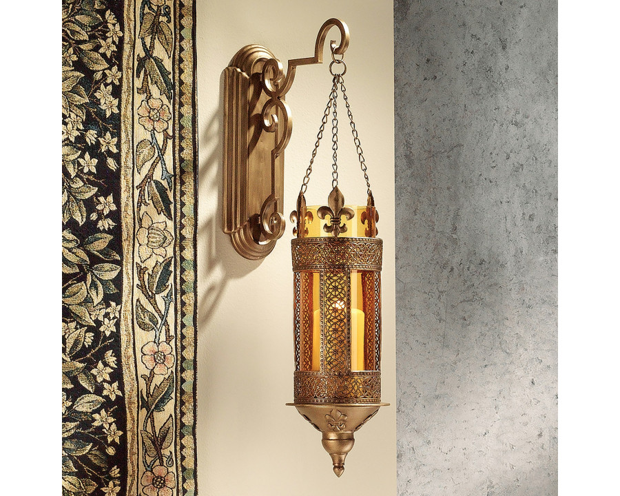 Toscano - Kinnaird Castle Medieval Hanging Pendant Wall Sconce