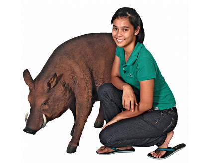 Toscano - Life-Size Razorback Wild Boar Garden Statue