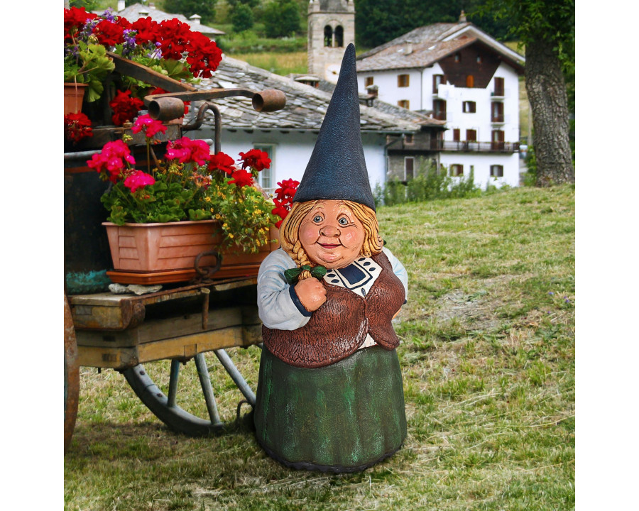 Toscano - Mother Dagmar Matriarch of the Gnome Clan