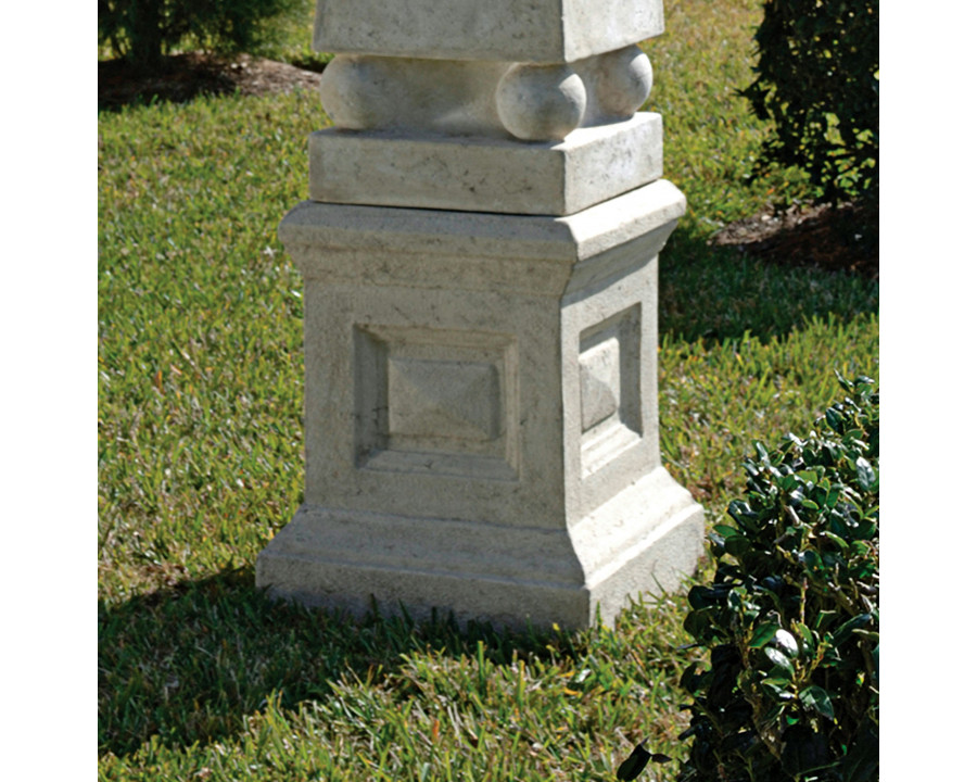 Toscano - Grande Garden English Plinth