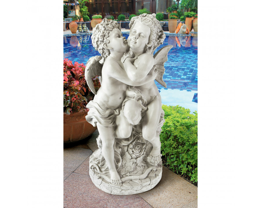 Toscano - Cupid  Psyche The First Kiss Garden Statue