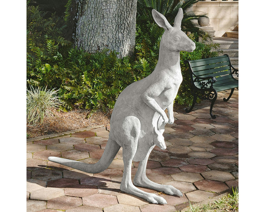 Toscano - Australian Outback Kangaroo Garden Statue