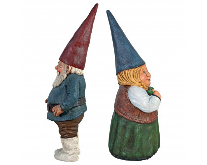 Toscano - Mother Dagmar  Father Friedmann Garden Gnome Statue Set