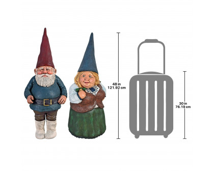 Toscano - Mother Dagmar  Father Friedmann Garden Gnome Statue Set