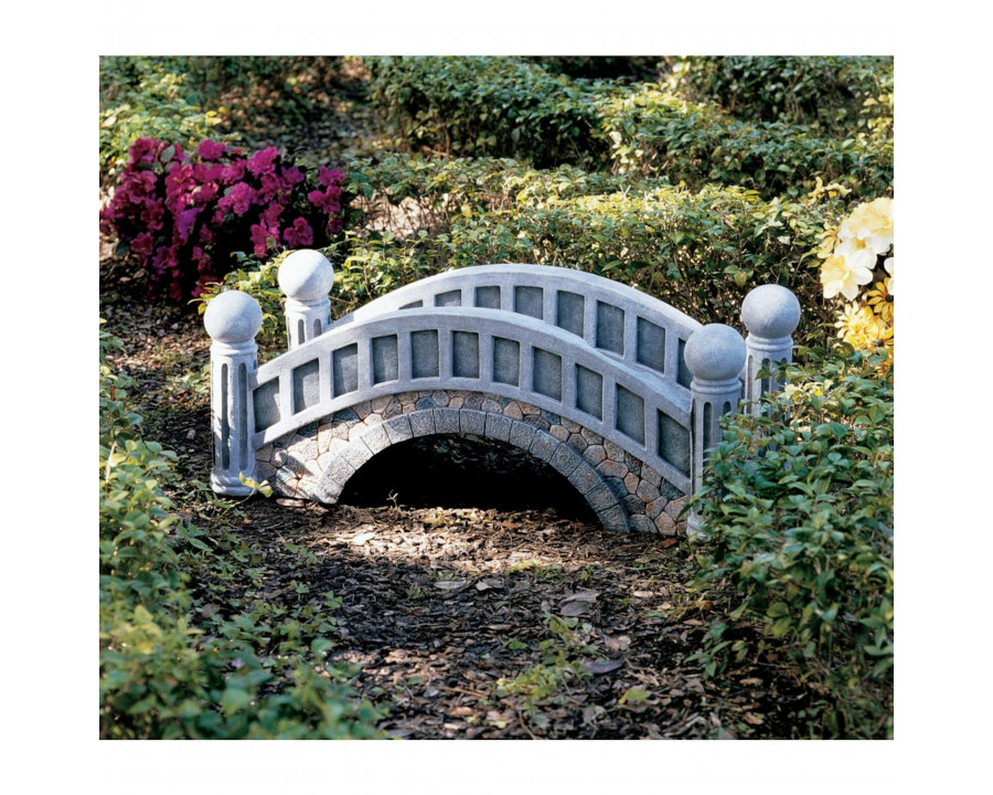 Toscano - The Halfpence Cobblestone Bridge