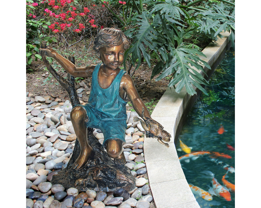 Toscano - Catch and ReleaseBoy with Frog Garden Statue