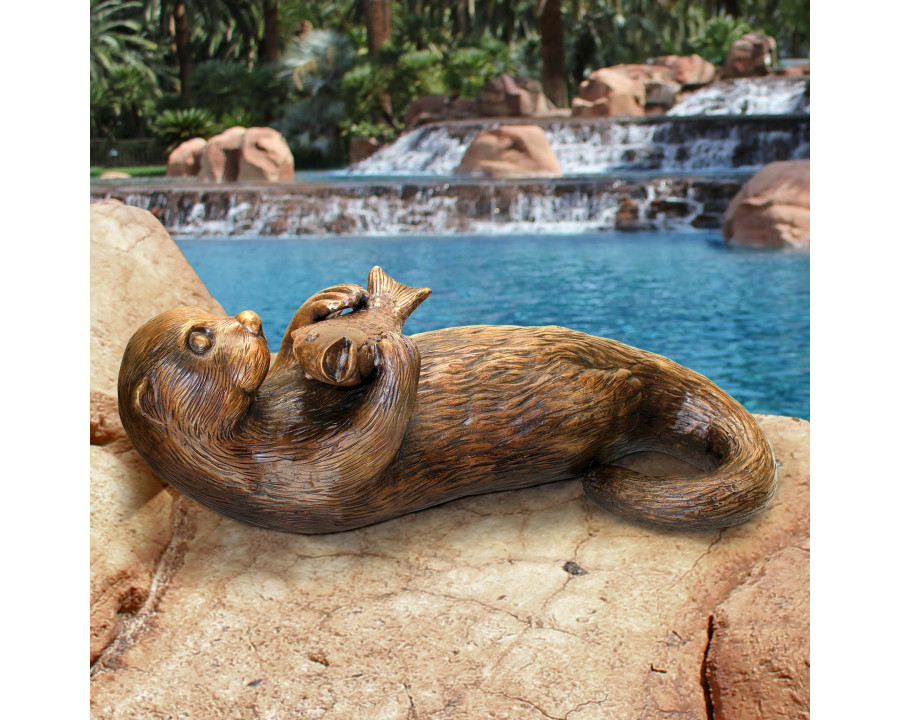 Toscano - Lazy Otter with Fish Garden Statue