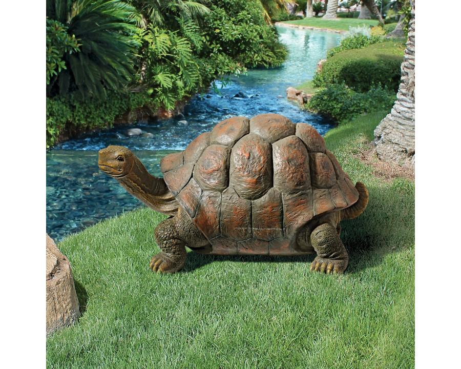 Toscano - The Cagey Tortoise Garden Turtle Statue