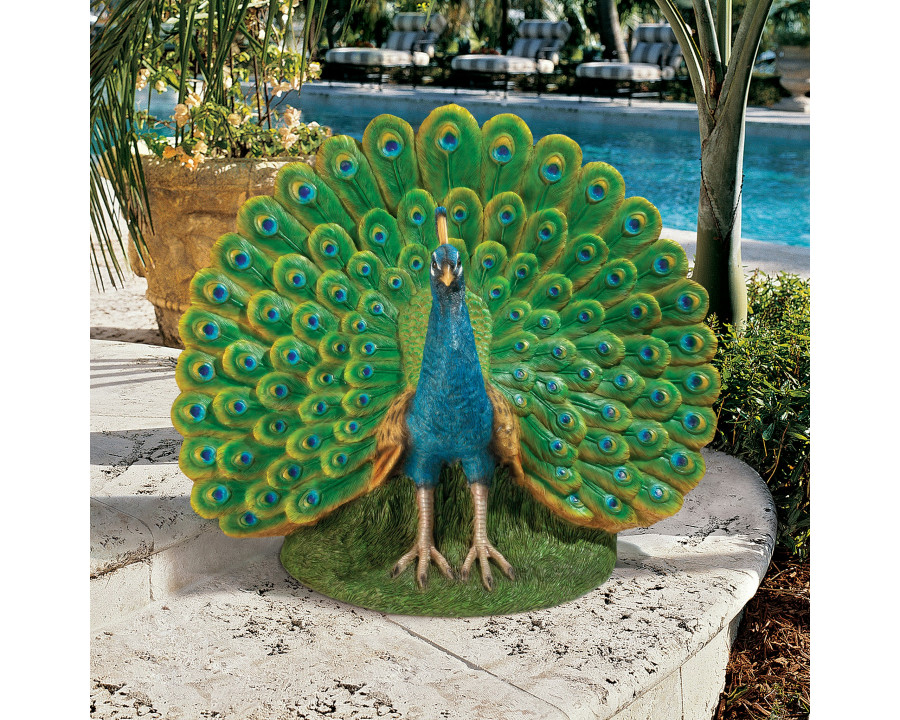 Toscano - Peacock Plumage Garden Statue