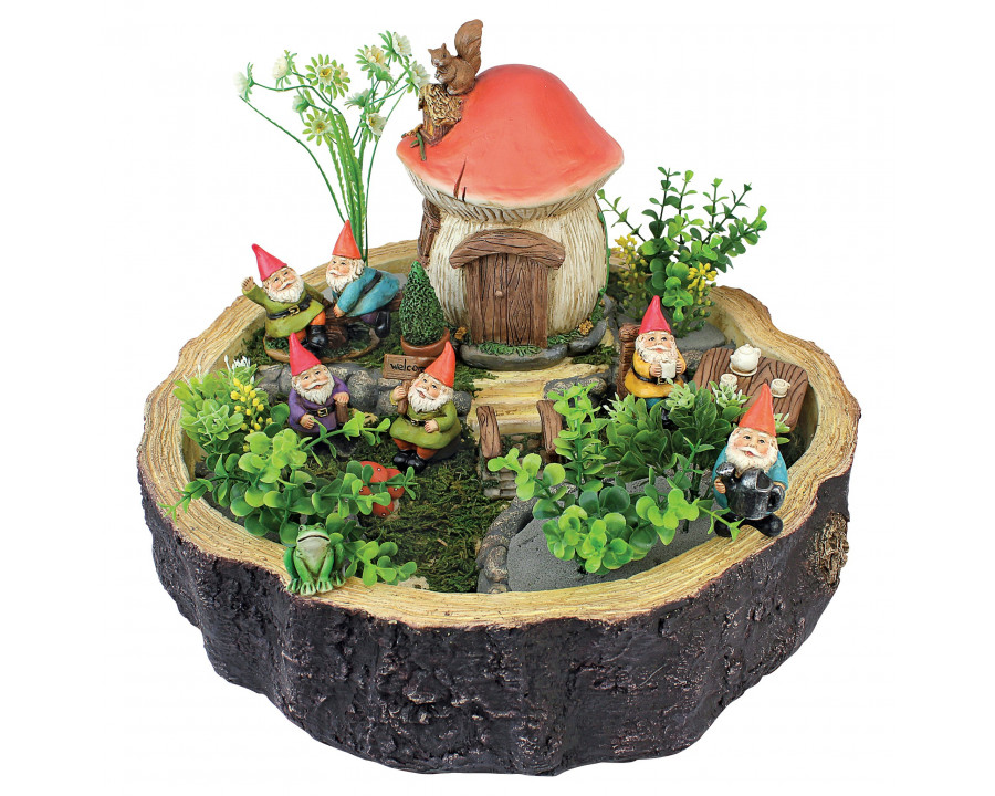 Toscano - Tiny Forest Friends Gnome Garden Statue