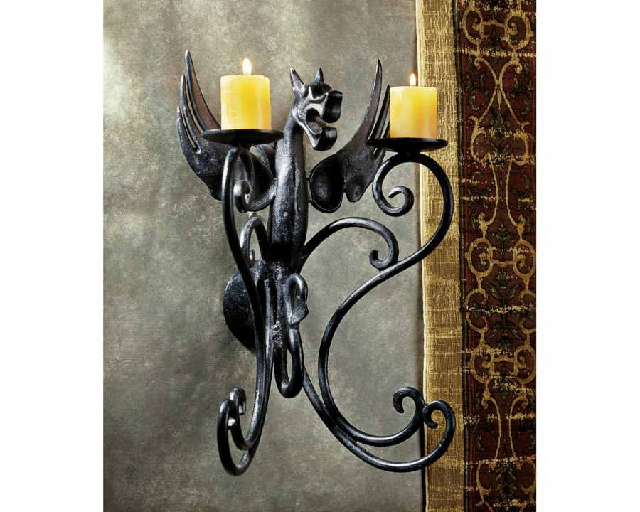 Toscano - Castle Dragon Gothic Wall Sconce