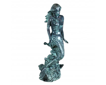 Toscano - Goddess of the Sea Mermaid of the Isles Spitting Garden Statue