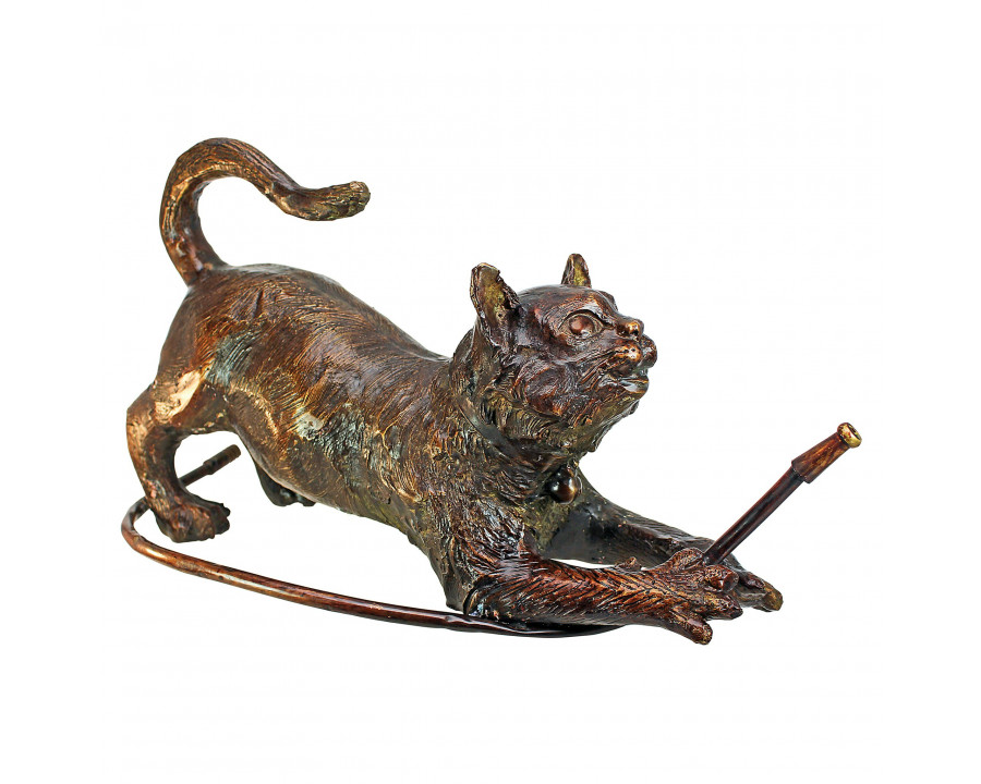 Toscano - Raining Cats Piped Garden Statue