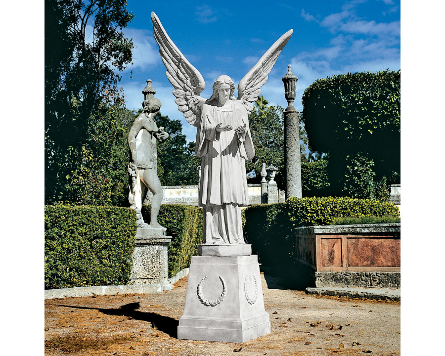 Toscano - Grande Cathedral Angel Garden Statue