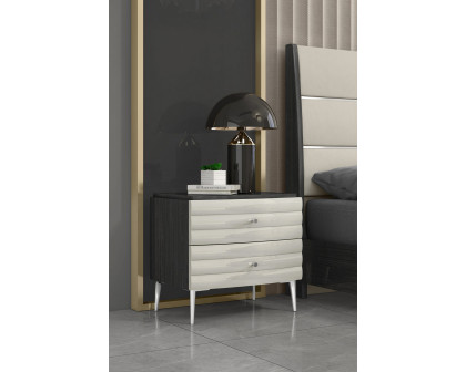 Whiteline - Pino Nightstand in Gray